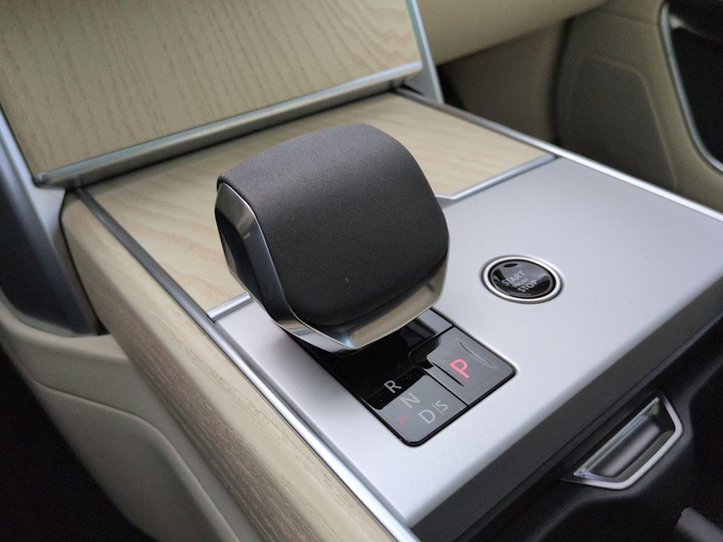 Thumbnail: 2024 Land Rover Range Rover - 38