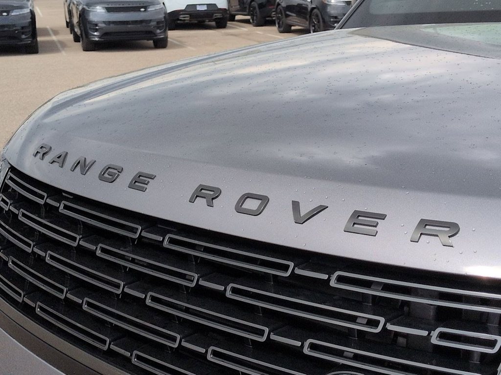 Thumbnail: 2026 Land Rover Range Rover - 25