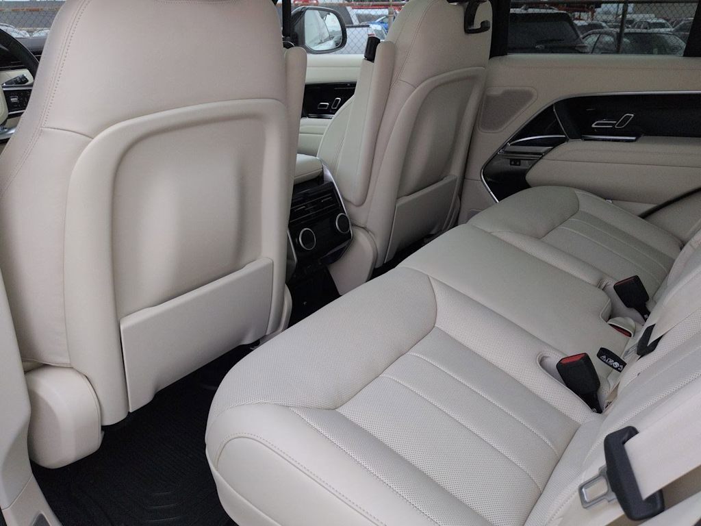 Thumbnail: 2026 Land Rover Range Rover - 13