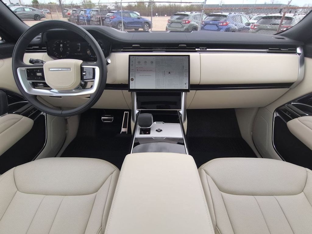 Thumbnail: 2026 Land Rover Range Rover - 10