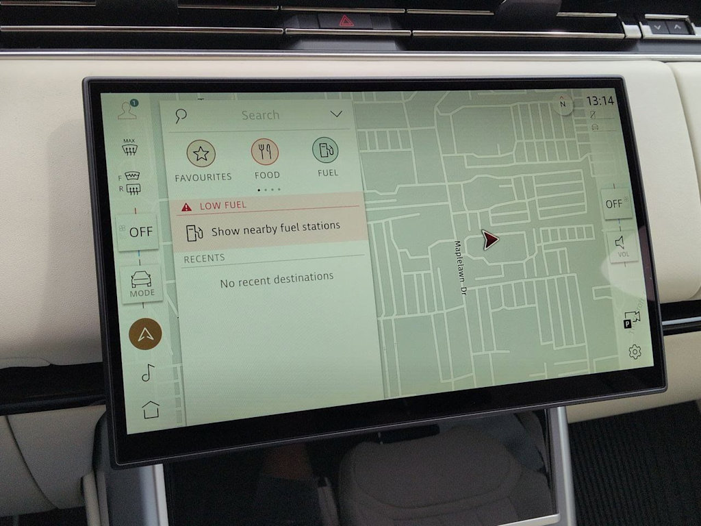 Thumbnail: 2026 Land Rover Range Rover - 32