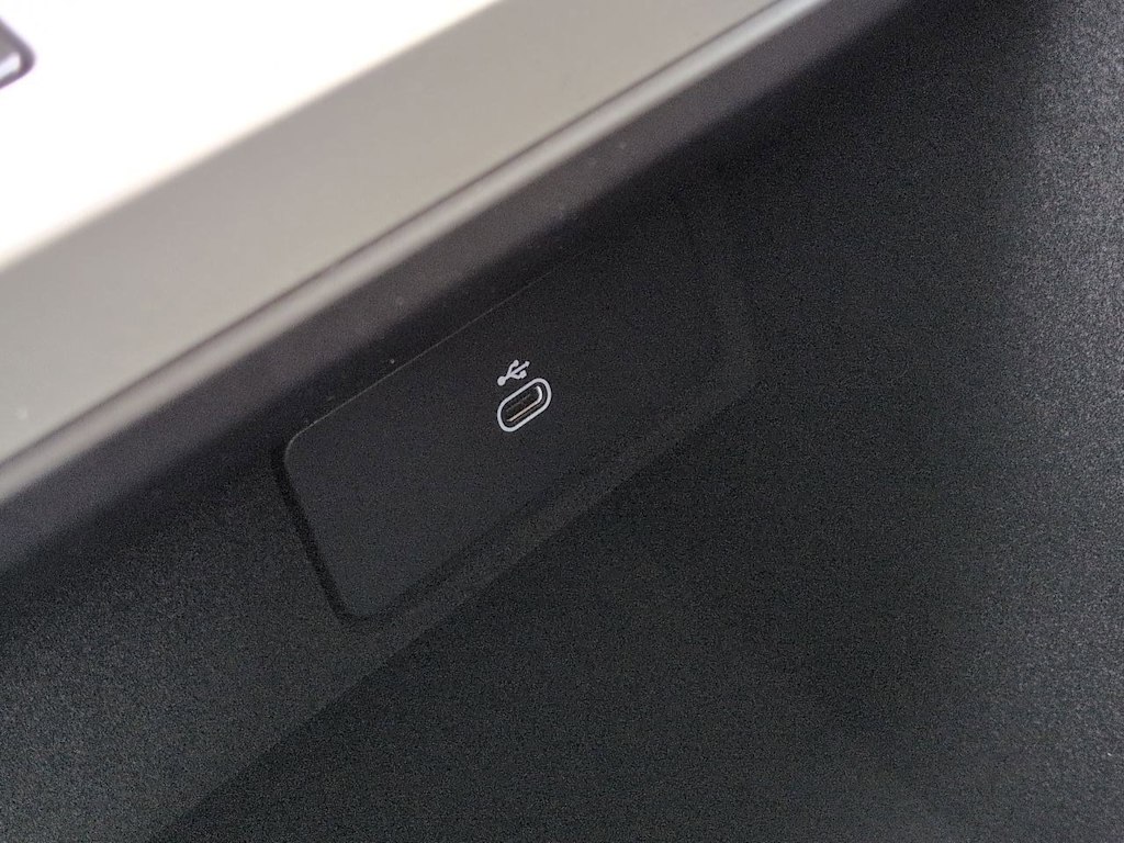 Thumbnail: 2026 Land Rover Range Rover - 35