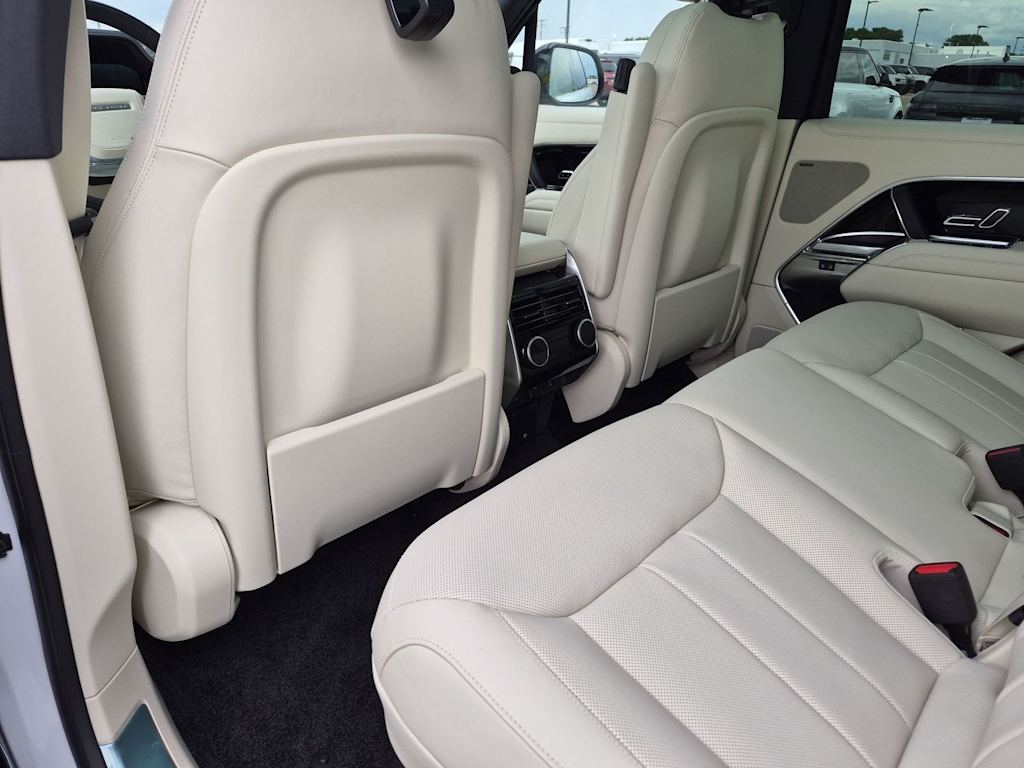 Thumbnail: 2026 Land Rover Range Rover - 13