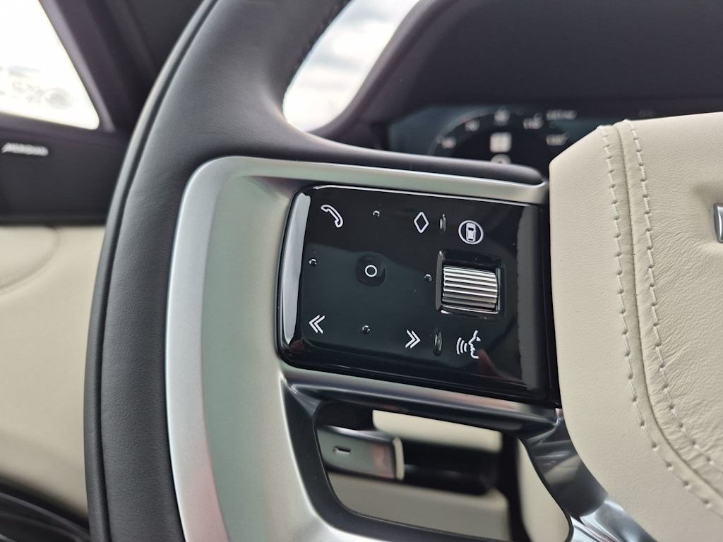 Thumbnail: 2026 Land Rover Range Rover - 30