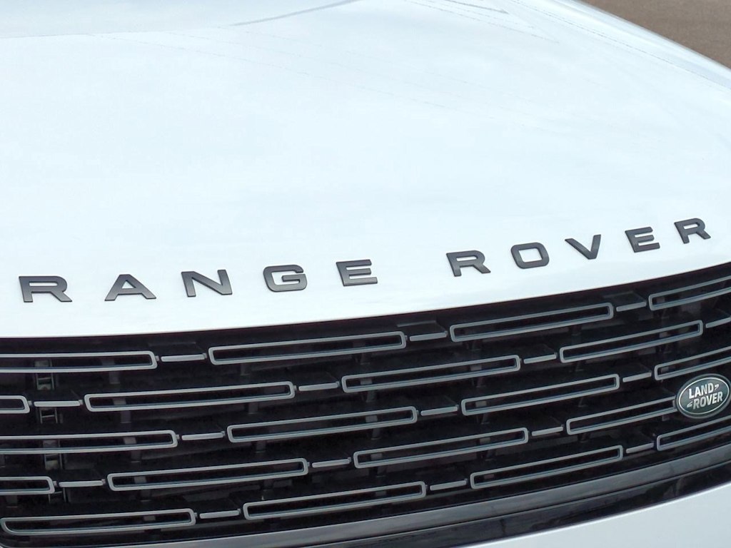 Thumbnail: 2025 Land Rover Range Rover - 7