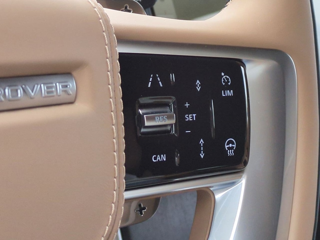 Thumbnail: 2025 Land Rover Range Rover - 29