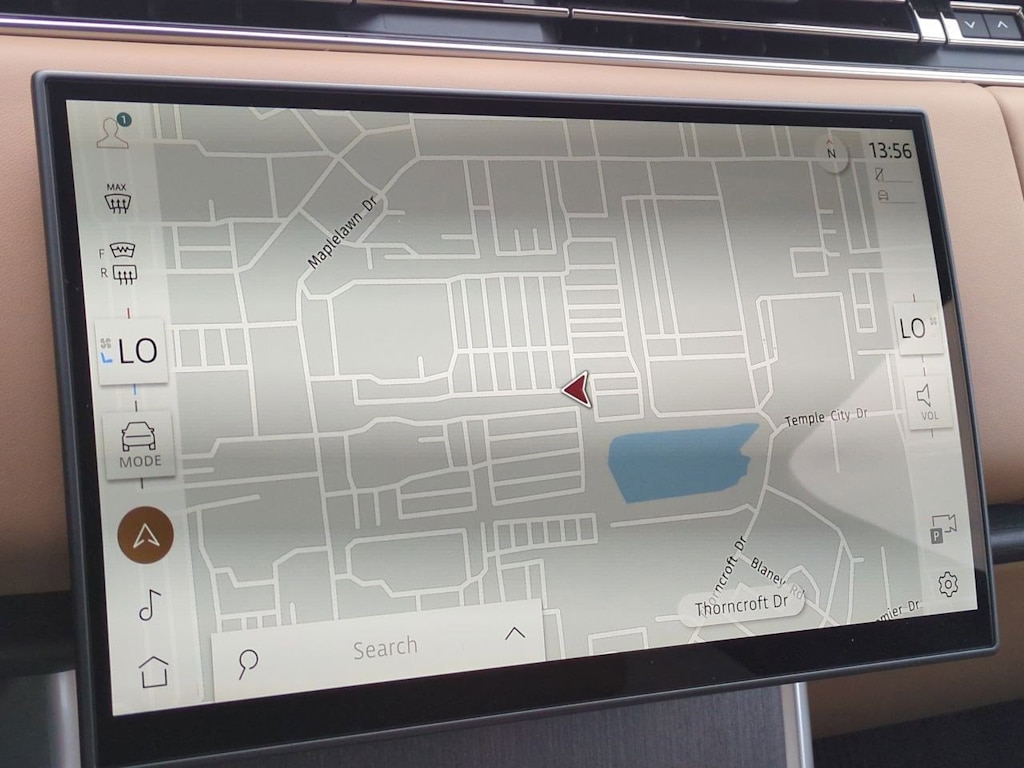 Thumbnail: 2025 Land Rover Range Rover - 32