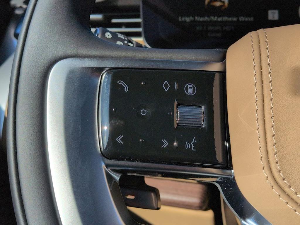 Thumbnail: 2026 Land Rover Range Rover - 14