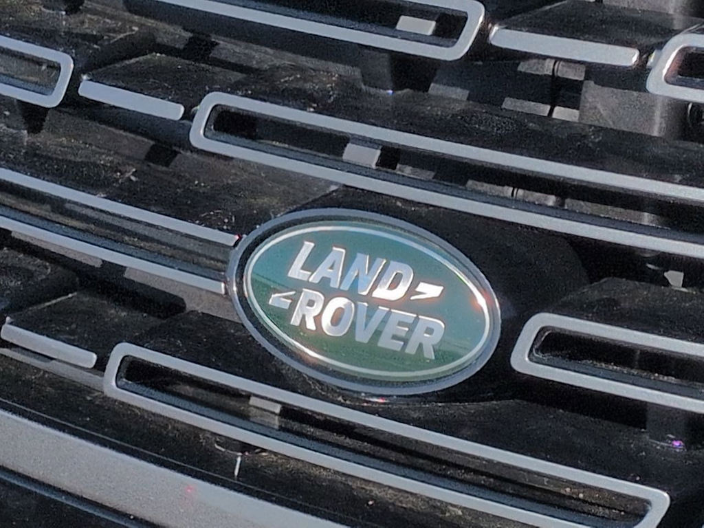 Thumbnail: 2026 Land Rover Range Rover - 7