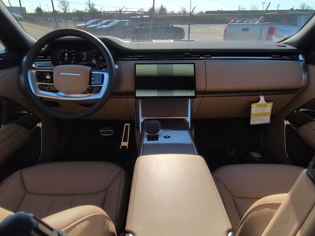 Thumbnail: 2026 Land Rover Range Rover - 9