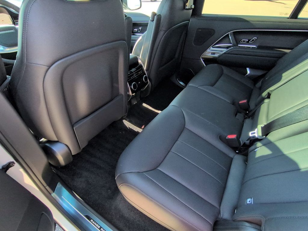 Thumbnail: 2026 Land Rover Range Rover - 12