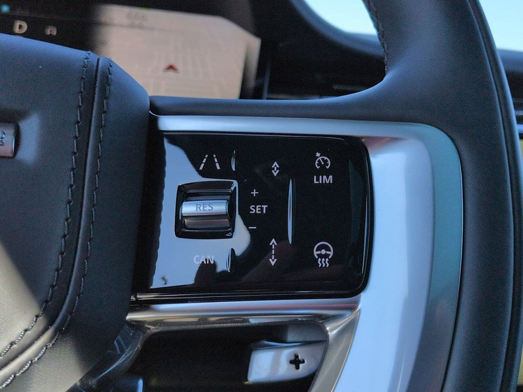 Thumbnail: 2026 Land Rover Range Rover - 30