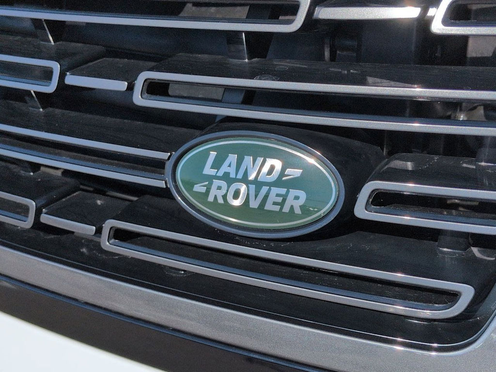 Thumbnail: 2026 Land Rover Range Rover - 6