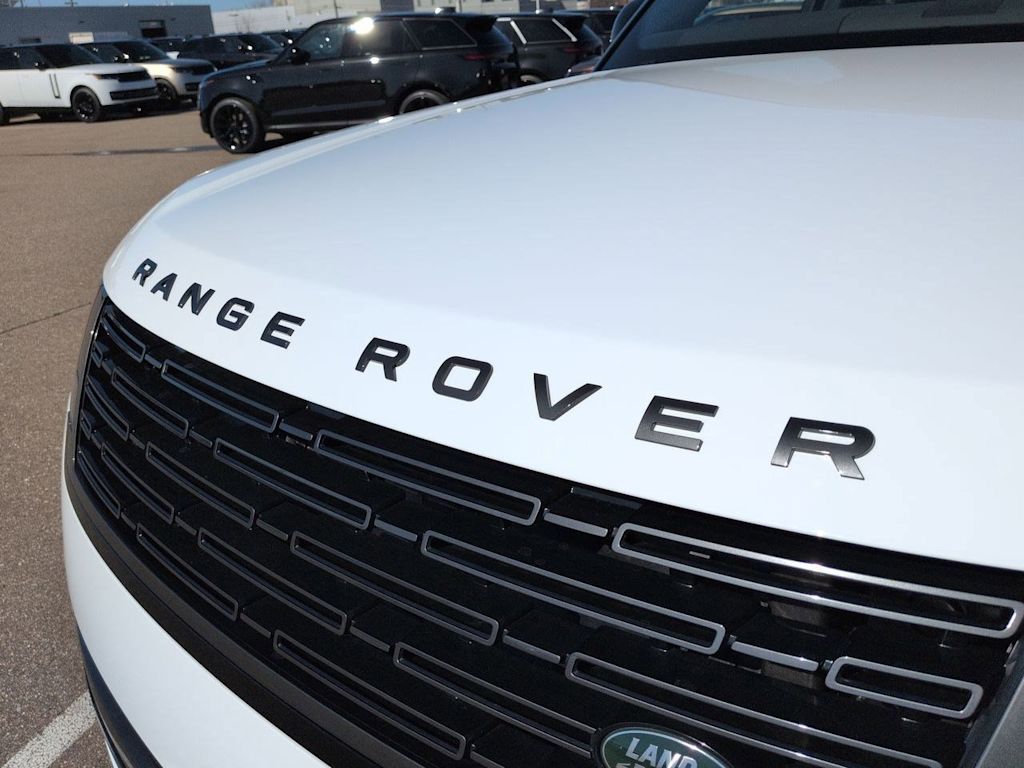 Thumbnail: 2026 Land Rover Range Rover - 24