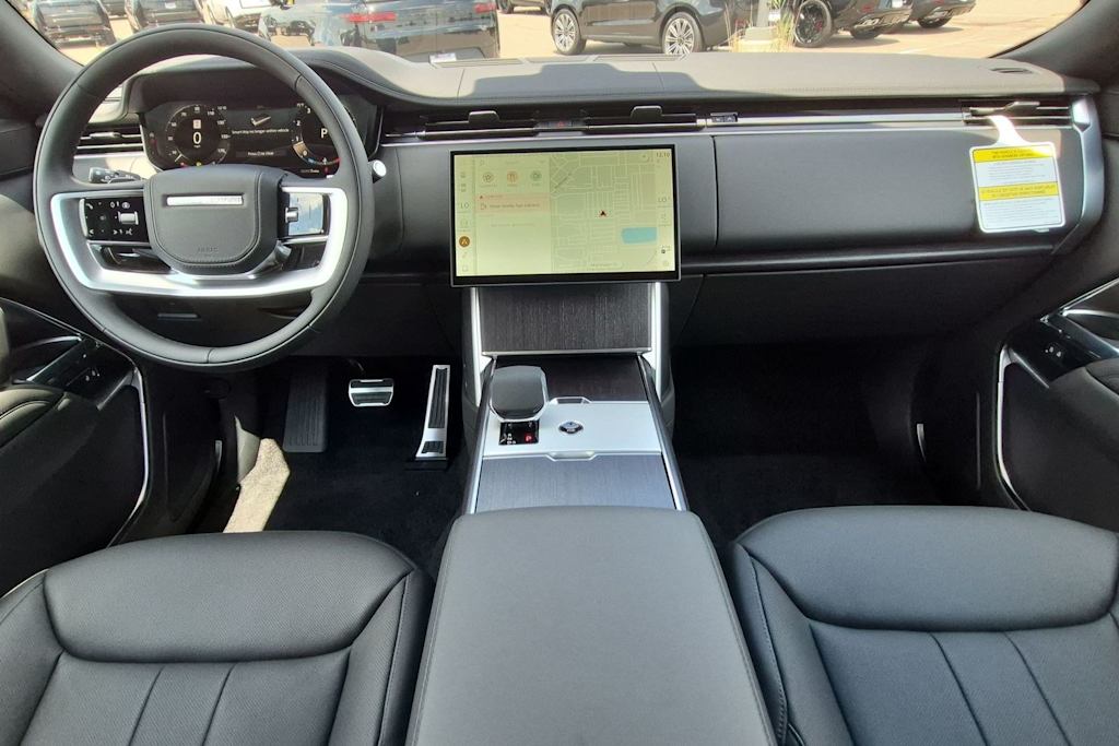 Thumbnail: 2026 Land Rover Range Rover - 9