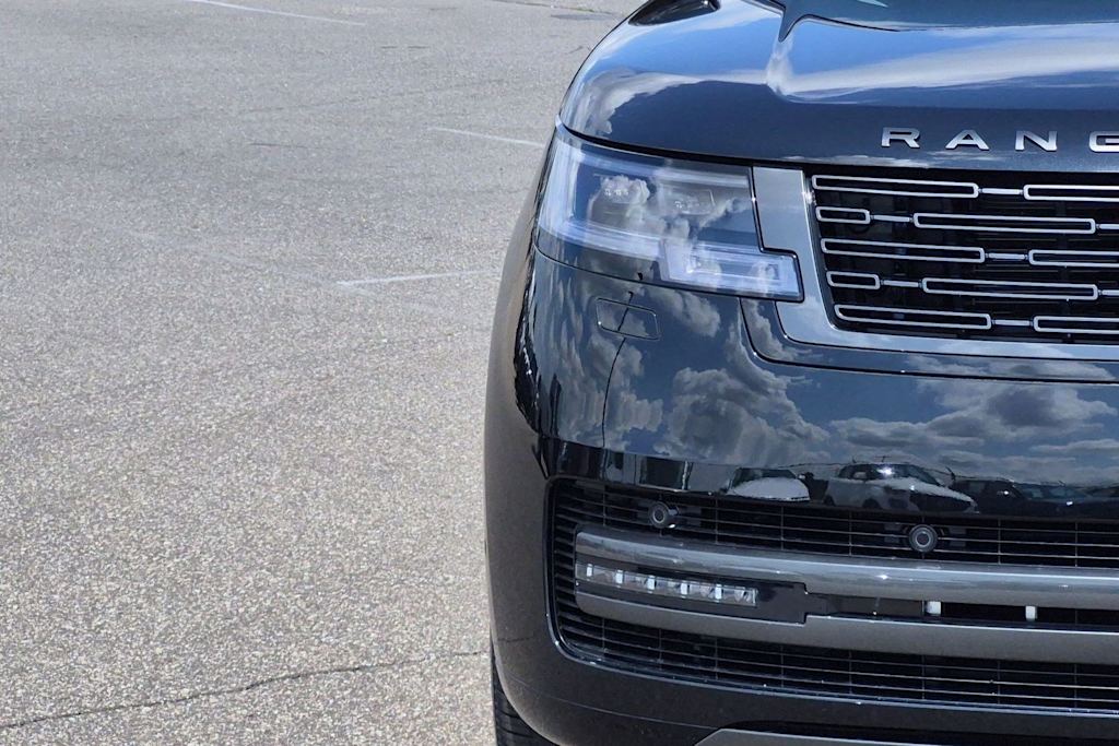 Thumbnail: 2026 Land Rover Range Rover - 6