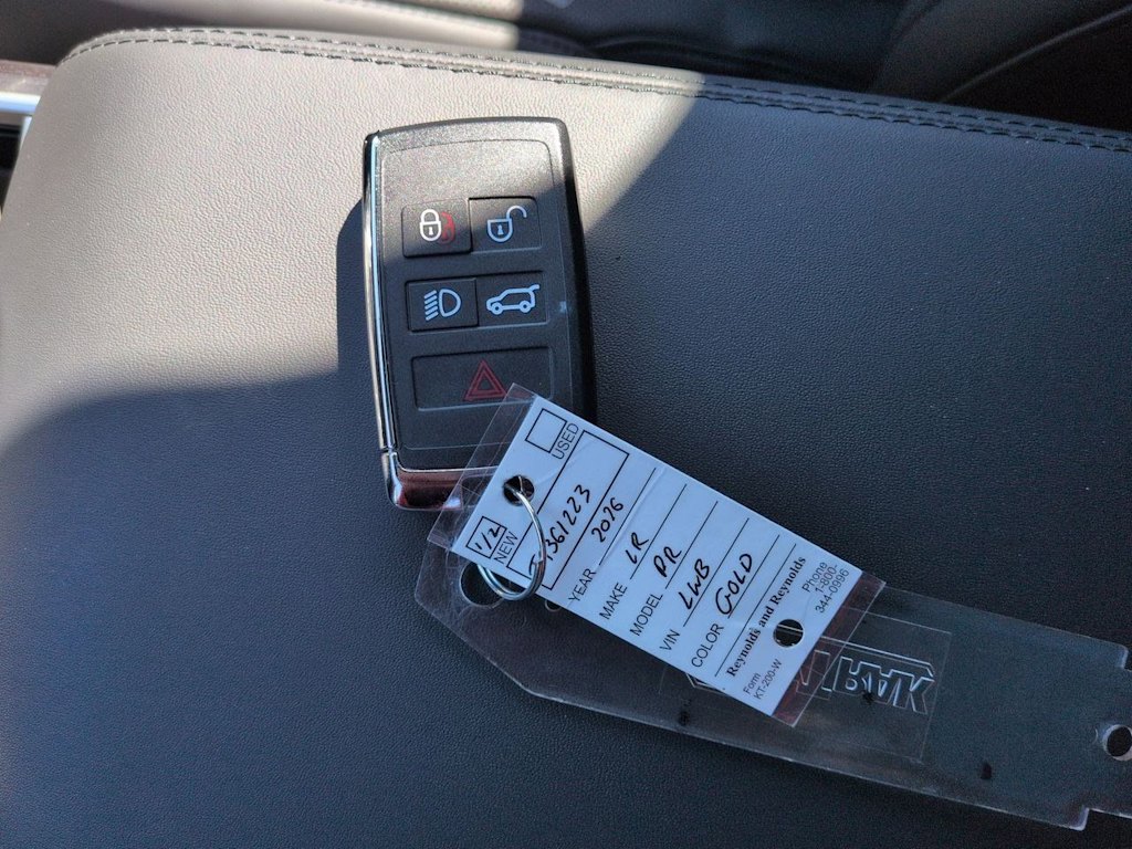 Thumbnail: 2026 Land Rover Range Rover - 18