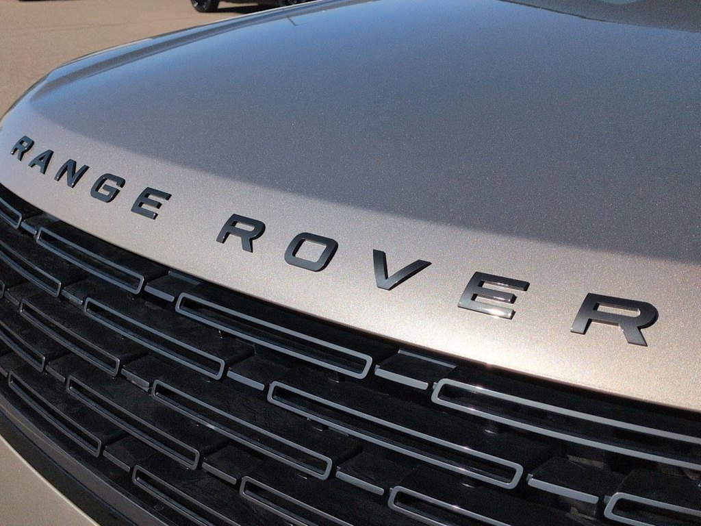 Thumbnail: 2026 Land Rover Range Rover - 25