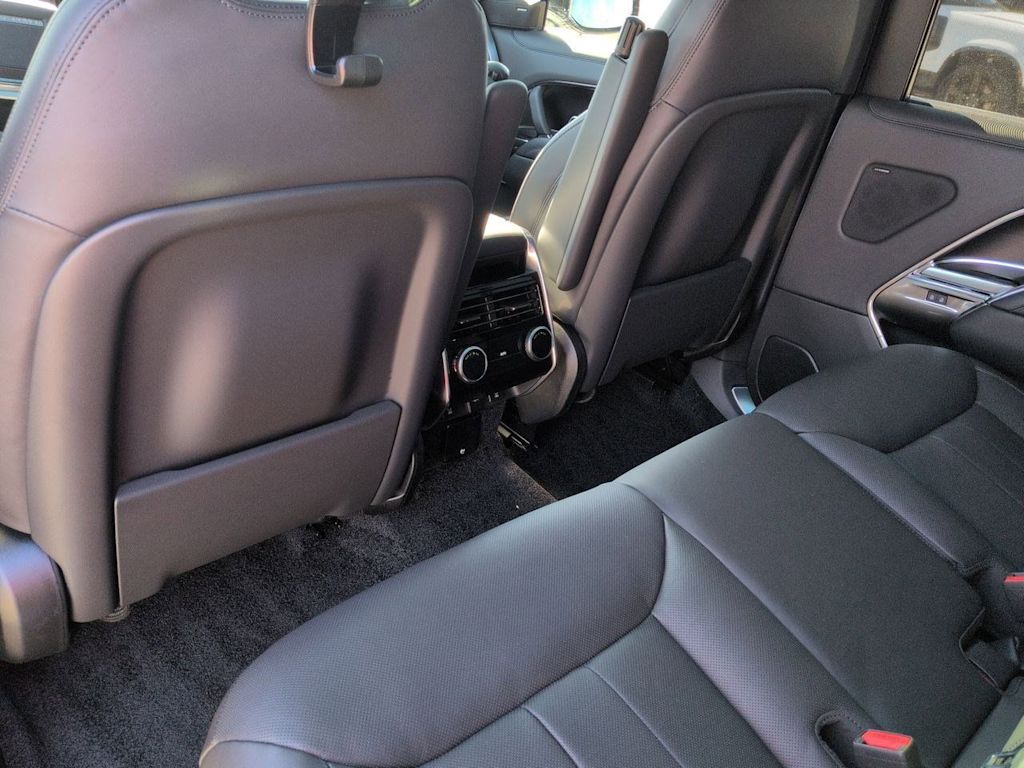 Thumbnail: 2026 Land Rover Range Rover - 12