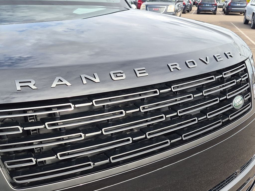Thumbnail: 2027 Land Rover Range Rover - 24