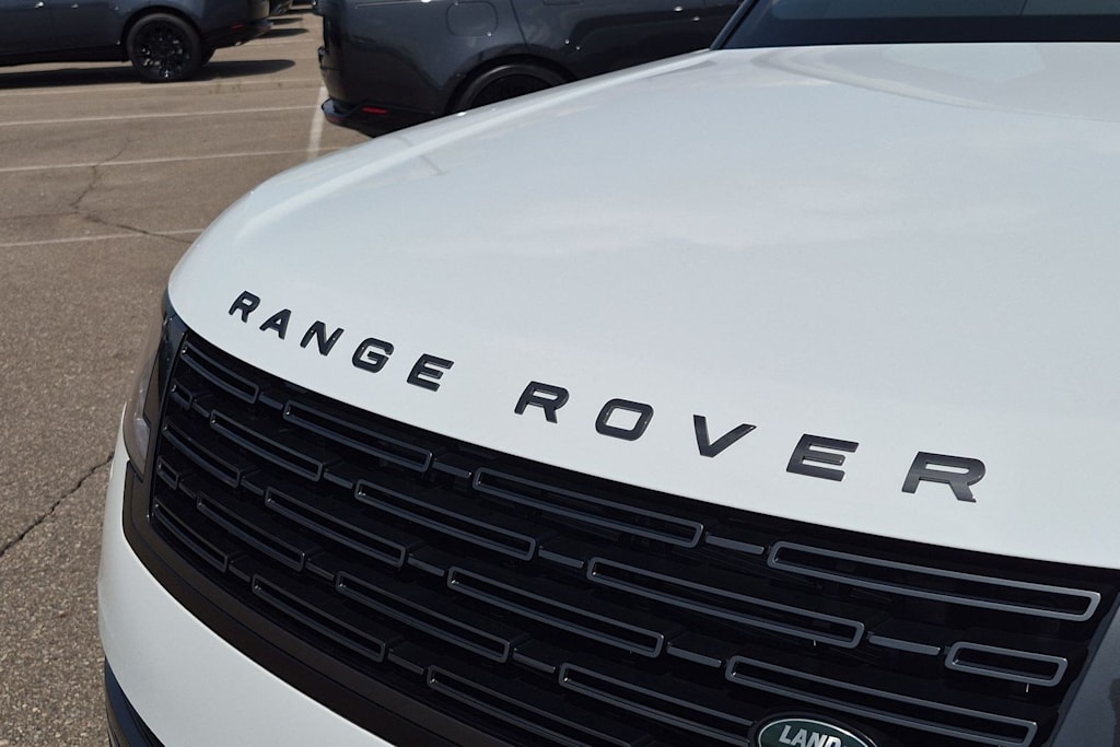 Thumbnail: 2026 Land Rover Range Rover - 23