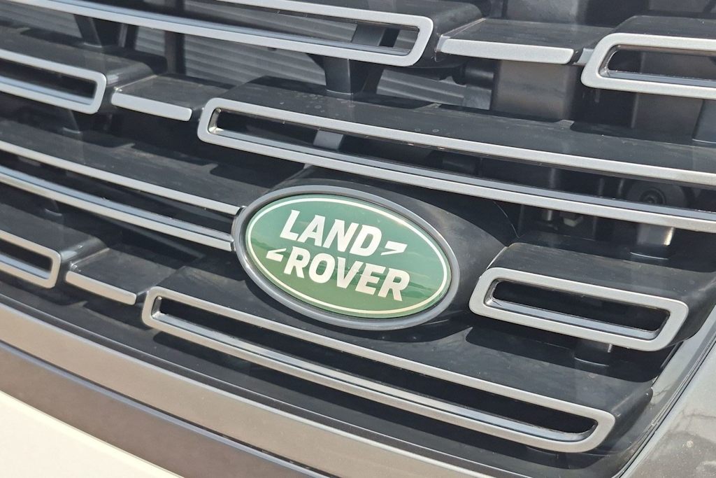 Thumbnail: 2026 Land Rover Range Rover - 6