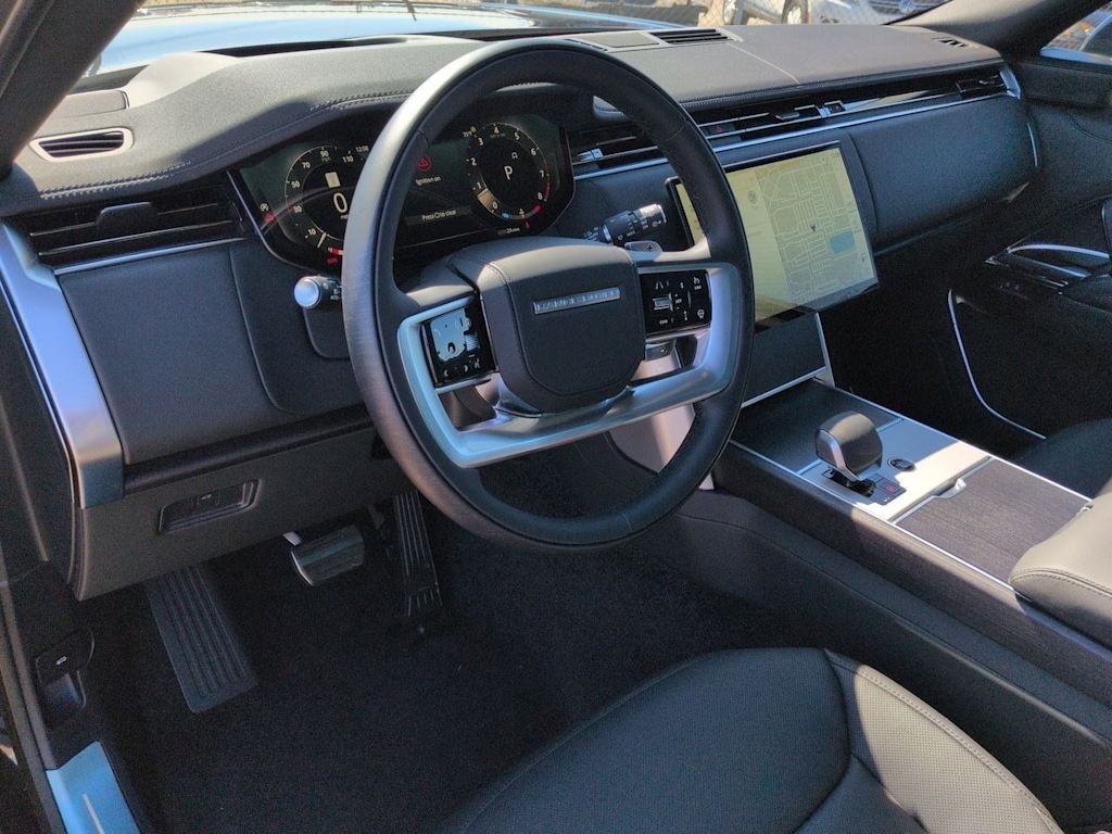 Thumbnail: 2026 Land Rover Range Rover - 2