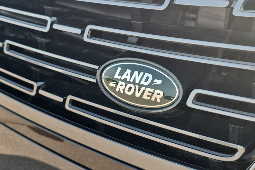 Thumbnail: 2026 Land Rover Range Rover - 23