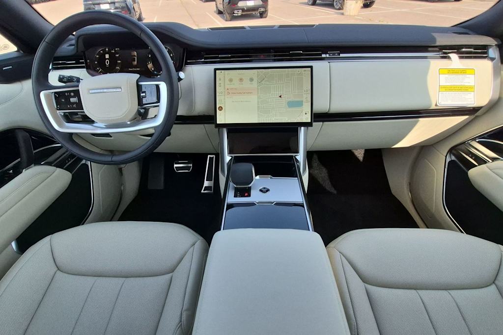 Thumbnail: 2026 Land Rover Range Rover - 9