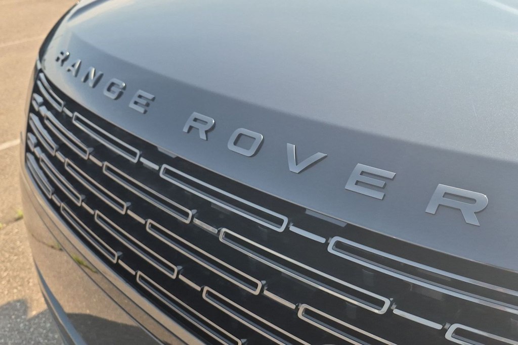 Thumbnail: 2026 Land Rover Range Rover - 24