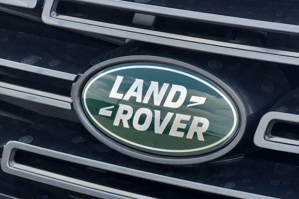 Thumbnail: 2026 Land Rover Range Rover - 6