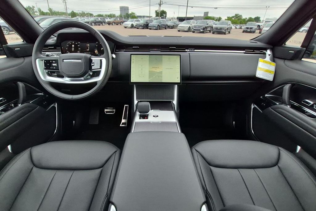 Thumbnail: 2026 Land Rover Range Rover - 9