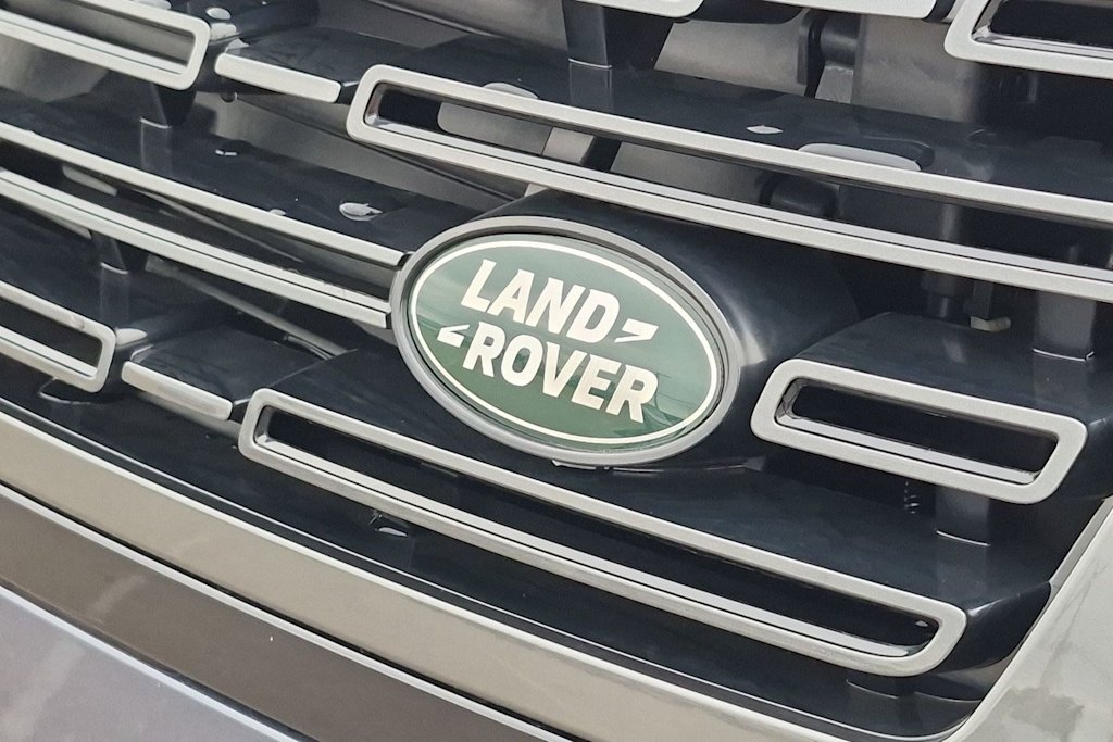 Thumbnail: 2026 Land Rover Range Rover - 6