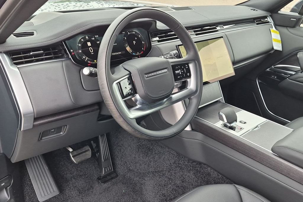 Thumbnail: 2026 Land Rover Range Rover - 2