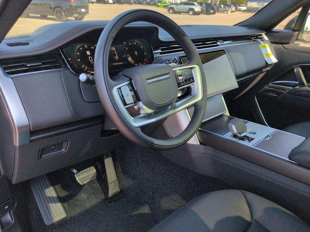 Thumbnail: 2026 Land Rover Range Rover - 2