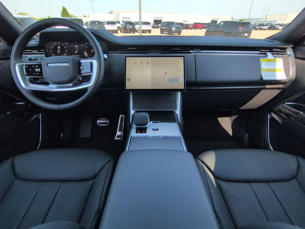 Thumbnail: 2026 Land Rover Range Rover - 9