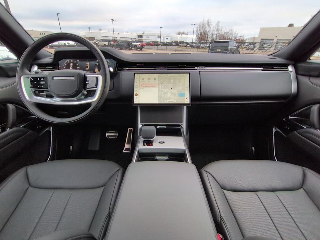 Thumbnail: 2026 Land Rover Range Rover - 8