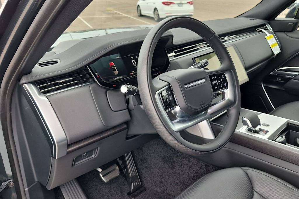 Thumbnail: 2026 Land Rover Range Rover - 2