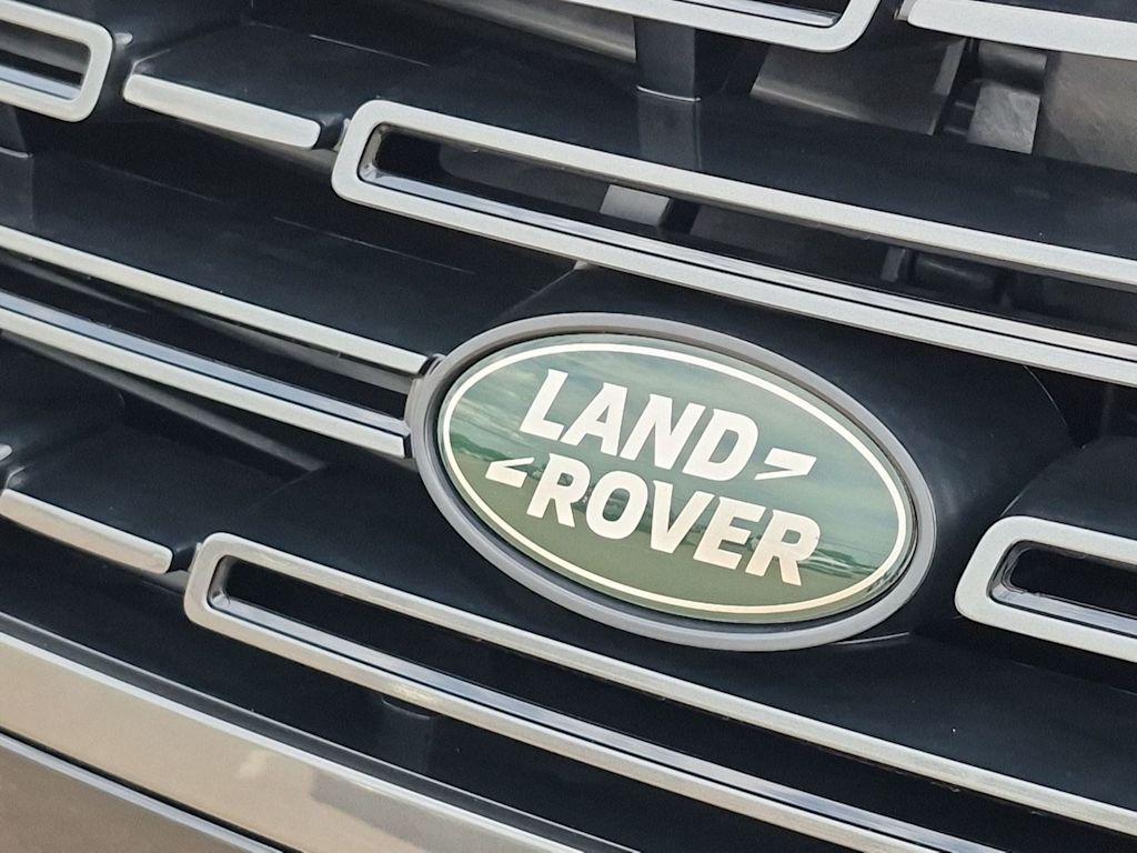 Thumbnail: 2026 Land Rover Range Rover - 6