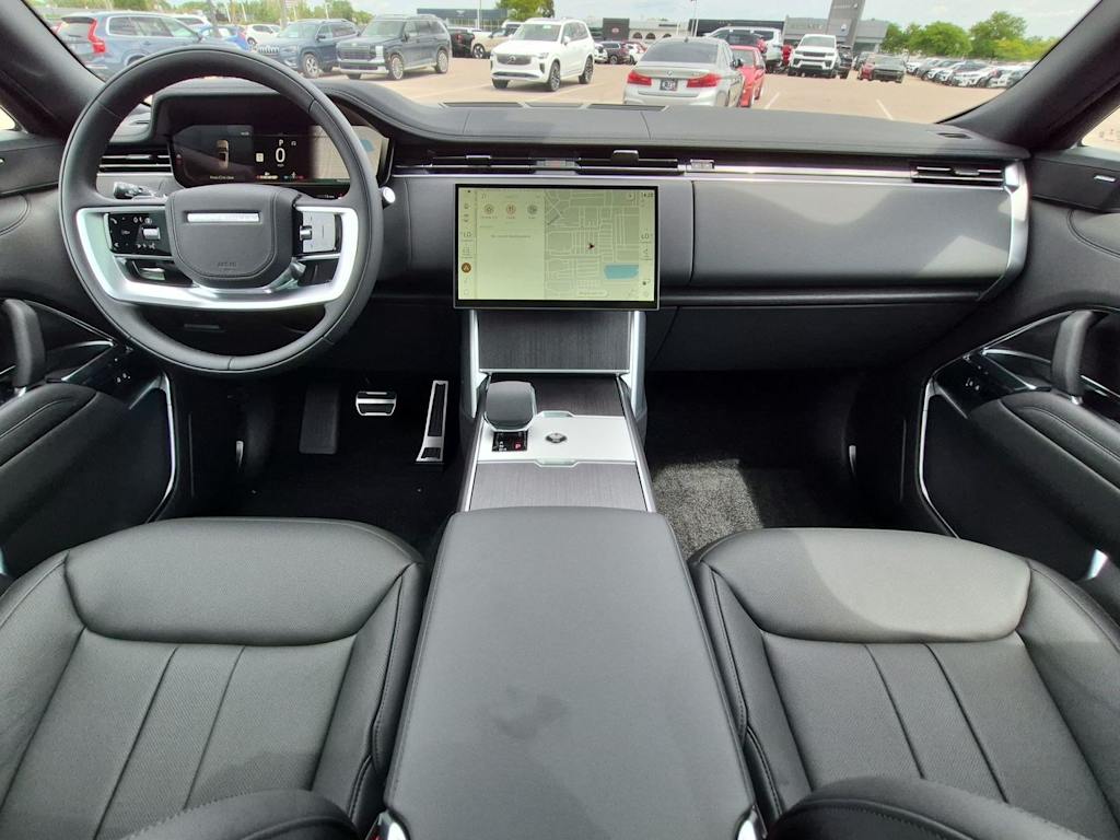 Thumbnail: 2026 Land Rover Range Rover - 9