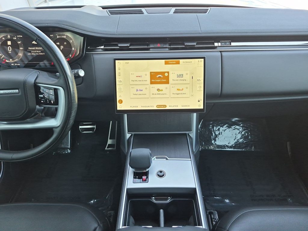 Thumbnail: 2024 Land Rover Range Rover - 10