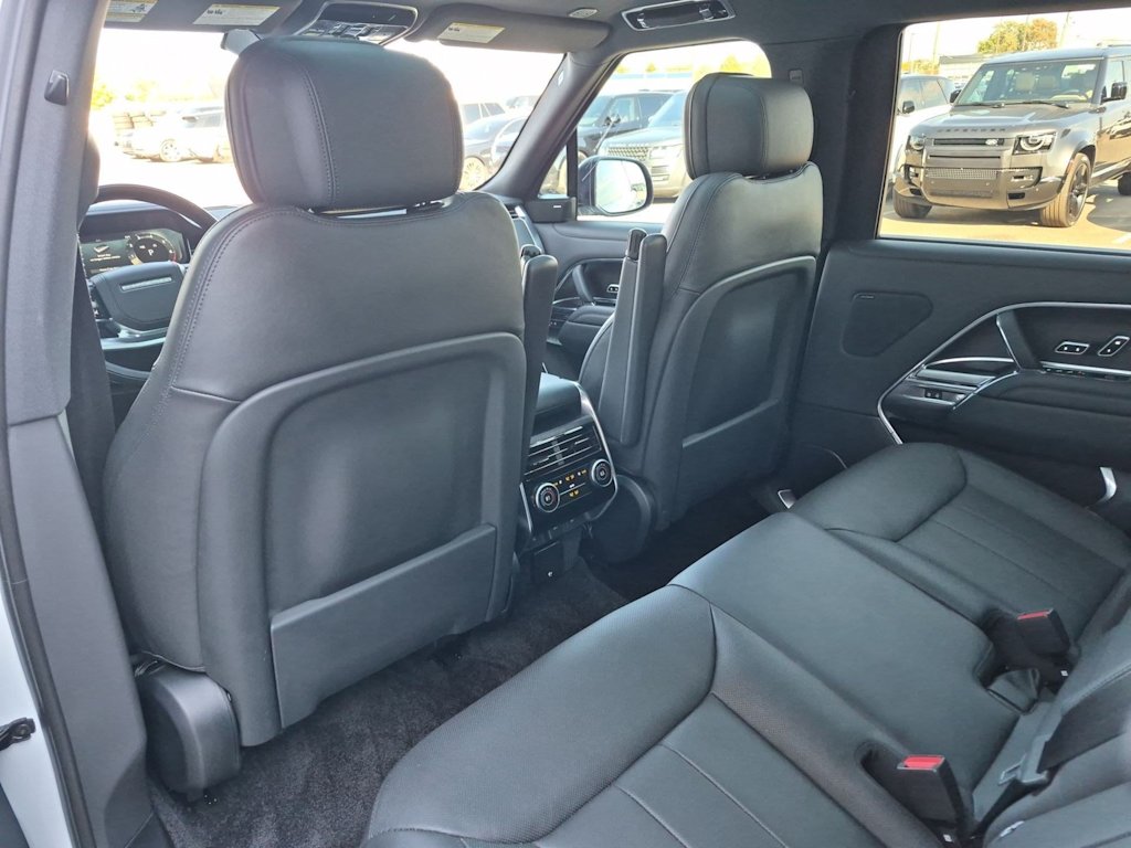 Thumbnail: 2024 Land Rover Range Rover - 26