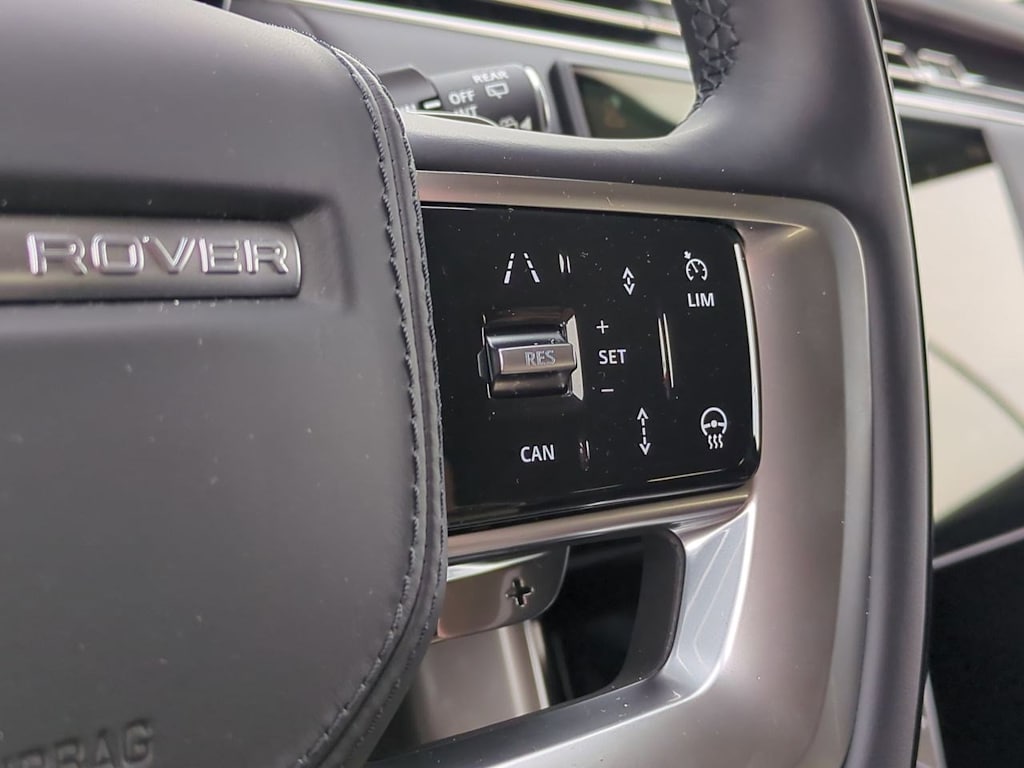 Thumbnail: 2025 Land Rover Range Rover - 30