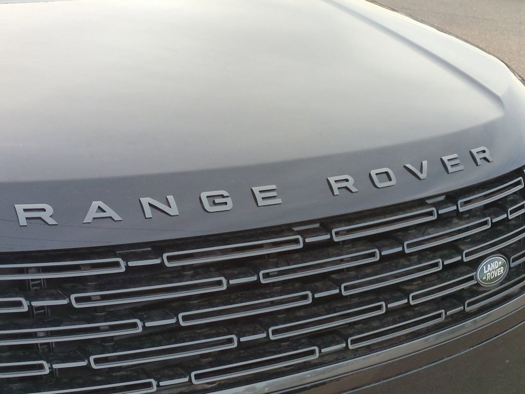 Thumbnail: 2025 Land Rover Range Rover - 25