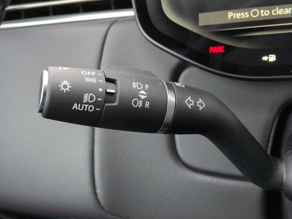 Thumbnail: 2026 Land Rover Range Rover - 33