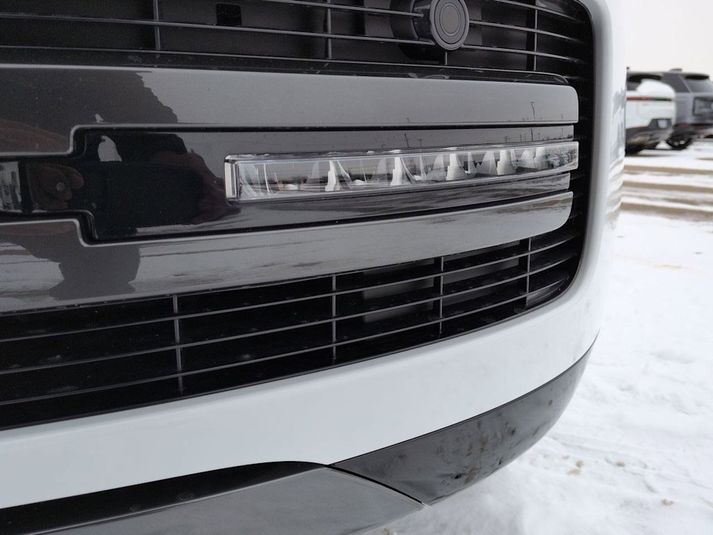 Thumbnail: 2026 Land Rover Range Rover - 7