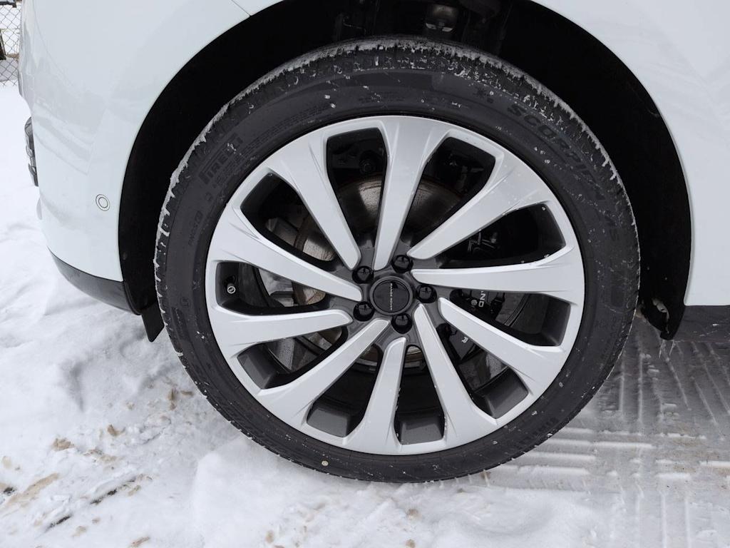 Thumbnail: 2026 Land Rover Range Rover - 8