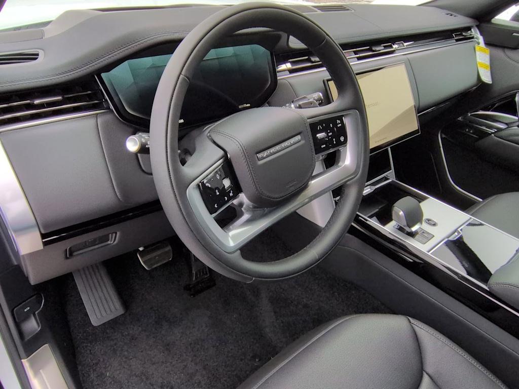 Thumbnail: 2026 Land Rover Range Rover - 2