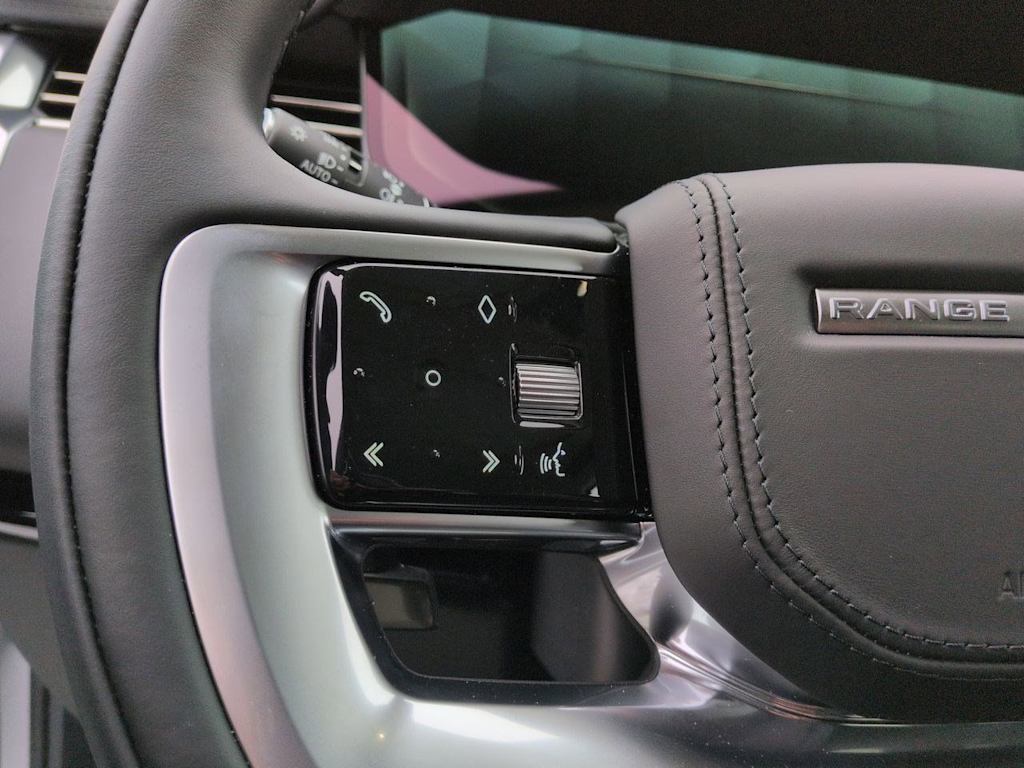 Thumbnail: 2026 Land Rover Range Rover - 30