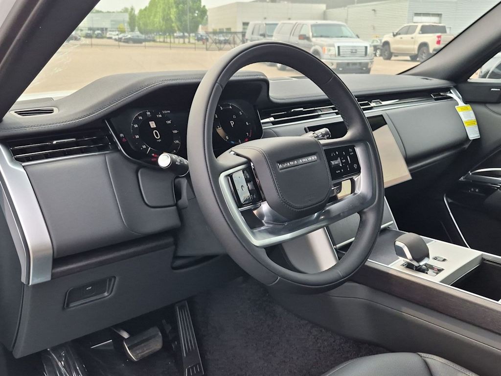 Thumbnail: 2026 Land Rover Range Rover - 2